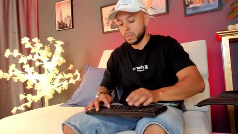 daniel_kingxxx online show from 04/09/26, 04:56