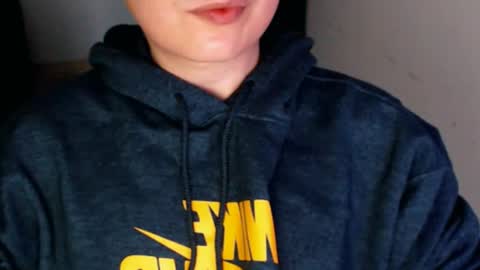 daniel_ruis16 online show from 12/26/24, 01:54