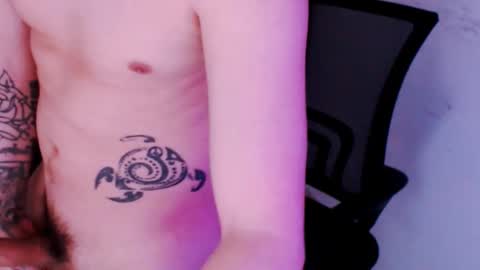 daniel_ruis16 online show from 03/11/25, 09:26