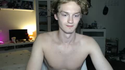 Snapshot of daniel_yumm chatting on 06/26/26, 10:14 Daniel online show from 06/26/26, 10:14