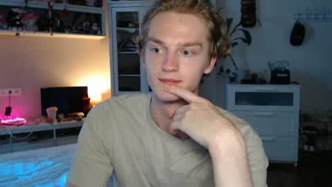Snapshot of daniel_yumm chatting on 07/02/26, 04:07 Daniel online show from 07/02/26, 04:07