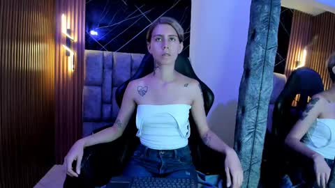 Daniela online show from 12/15/24, 06:37