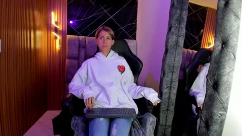 Daniela online show from 12/22/24, 06:26