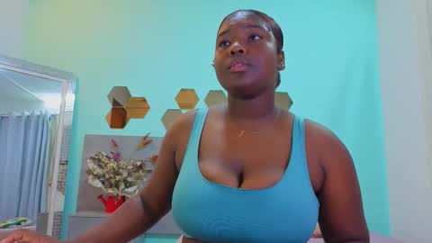 daniela_gil7 online show from 03/15/26, 12:33