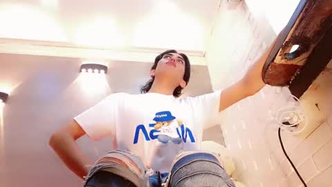 daniela_pink_ online show from 12/18/25, 08:15