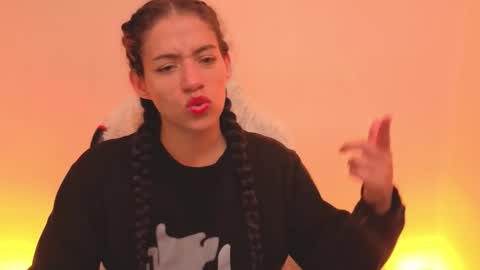 daniela_rivasthl online show from 03/26/26, 05:46