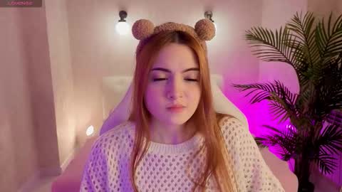 Daniela online show from 11/19/25, 09:09