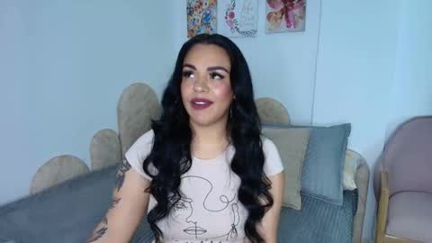 Snapshot of danielacortes03 chatting on 09/19/25, 07:14 I think I will close this page please leave me a message if you want to know about me online show from 09/19/25, 07:14