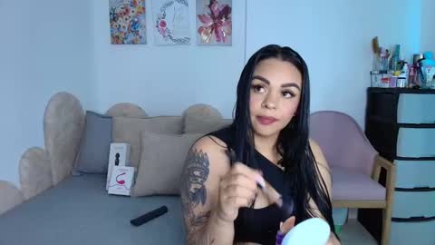 Snapshot of danielacortes03 chatting on 09/23/25, 06:44 I think I will close this page please leave me a message if you want to know about me online show from 09/23/25, 06:44