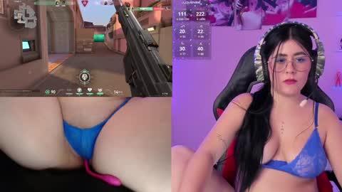 Snapshot of danielamendez__ chatting on 12/18/24, 04:17 Dani online show from 12/18/24, 04:17