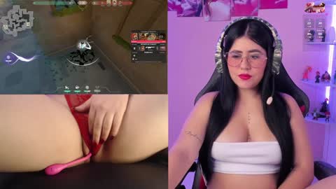 Snapshot of danielamendez__ chatting on 12/26/24, 01:21 Dani online show from 12/26/24, 01:21