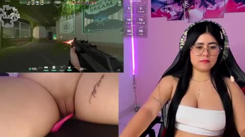 Snapshot of danielamendez__ chatting on 03/10/25, 03:52 Dani online show from 03/10/25, 03:52