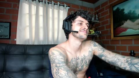 Snapshot of daniele_bunny chatting on 01/11/25, 07:27 Daniele Bunny online show from 01/11/25, 07:27