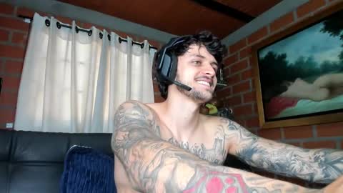 Snapshot of daniele_bunny chatting on 01/17/25, 05:51 Daniele Bunny online show from 01/17/25, 05:51