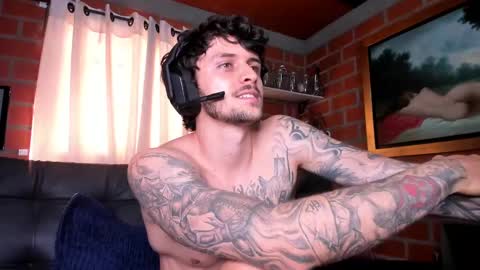 Snapshot of daniele_bunny chatting on 01/17/25, 08:55 Daniele Bunny online show from 01/17/25, 08:55