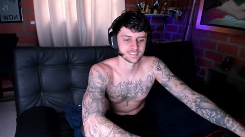 Snapshot of daniele_bunny chatting on 01/28/25, 06:49 Daniele Bunny online show from 01/28/25, 06:49