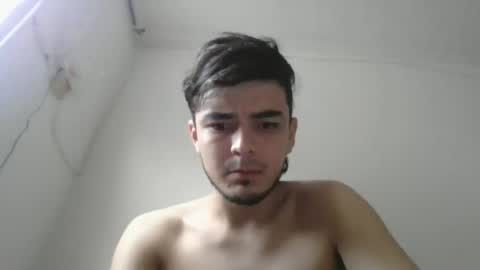 Snapshot of danielhot17 chatting on 12/05/24, 11:27 DANIEL online show from 12/05/24, 11:27