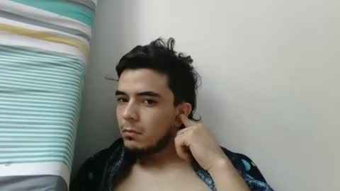 Snapshot of danielhot17 chatting on 12/06/24, 12:38 DANIEL online show from 12/06/24, 12:38