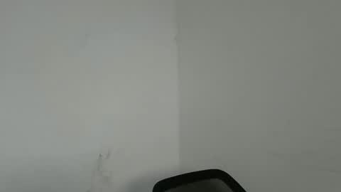 Snapshot of danielhot17 chatting on 12/23/24, 01:56 DANIEL online show from 12/23/24, 01:56