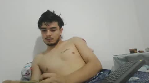 Snapshot of danielhot17 chatting on 01/03/25, 12:08 DANIEL online show from 01/03/25, 12:08