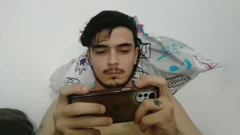 Snapshot of danielhot17 chatting on 01/03/25, 08:43 DANIEL online show from 01/03/25, 08:43