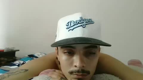 Snapshot of danielhot17 chatting on 01/11/25, 08:43 DANIEL online show from 01/11/25, 08:43