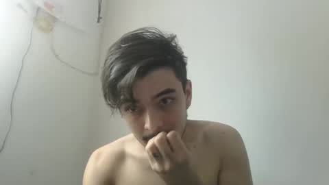 Snapshot of danielhot17 chatting on 01/13/25, 03:15 DANIEL online show from 01/13/25, 03:15