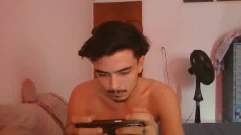 Snapshot of danielhot17 chatting on 01/17/25, 05:51 DANIEL online show from 01/17/25, 05:51