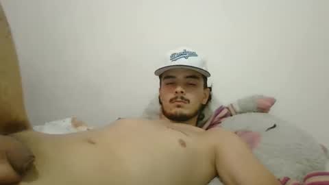 Snapshot of danielhot17 chatting on 01/23/25, 08:45 DANIEL online show from 01/23/25, 08:45