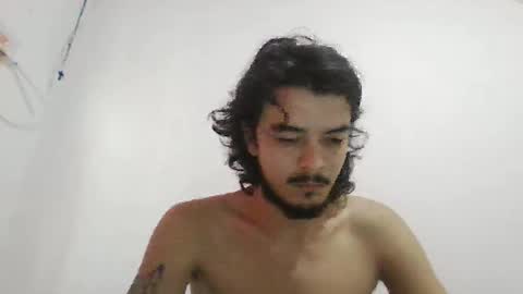 Snapshot of danielhot17 chatting on 09/26/25, 11:03 DANIEL online show from 09/26/25, 11:03