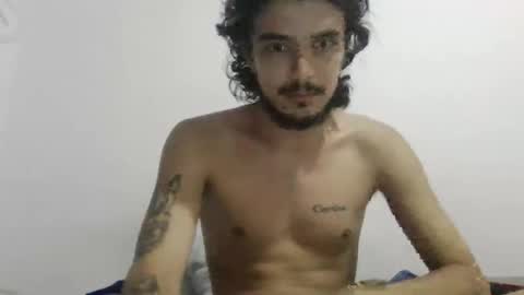 Snapshot of danielhot17 chatting on 10/05/25, 08:34 DANIEL online show from 10/05/25, 08:34