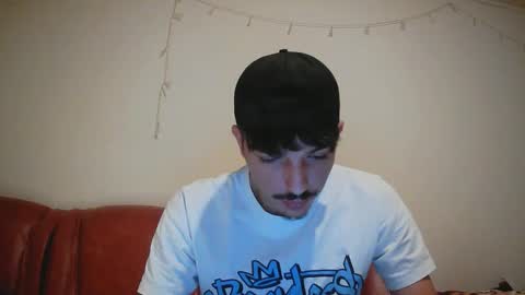 danielito321810 online show from 03/18/26, 09:56