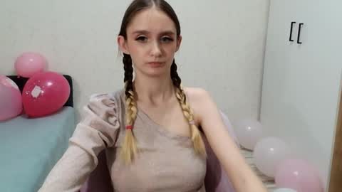 Daniella Martin online show from 12/03/24, 09:11