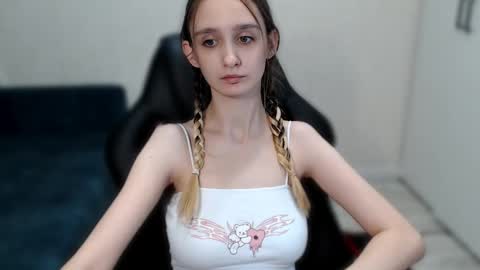 Daniella Martin online show from 12/27/24, 11:17