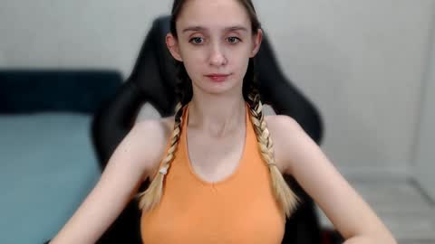 Daniella Martin online show from 12/29/24, 12:41