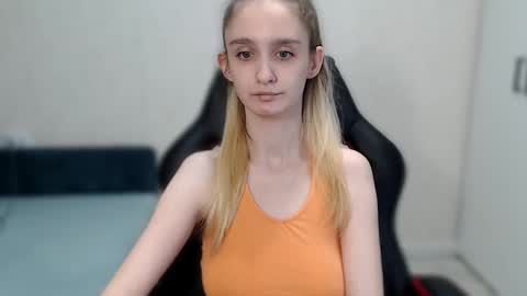 Daniella Martin online show from 02/08/25, 02:36