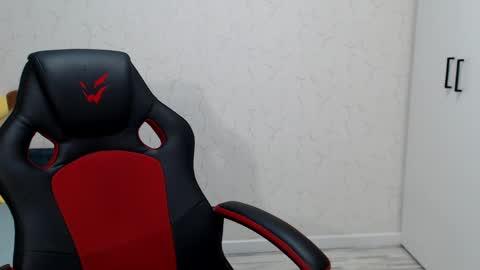 Daniella Martin online show from 02/18/25, 01:54