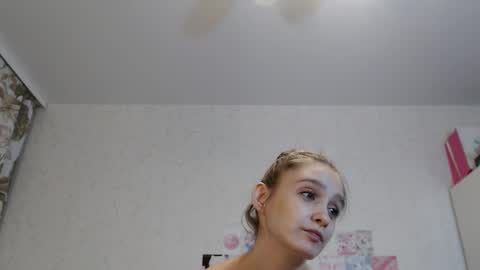 Daniella Martin online show from 10/08/25, 12:03