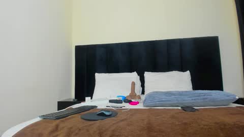 Snapshot of danielle_rock chatting on 02/01/26, 07:45 danielle_rock online show from 02/01/26, 07:45