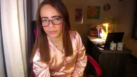 Snapshot of danielle_rose_ chatting on 07/24/26, 02:15 Angie online show from 07/24/26, 02:15