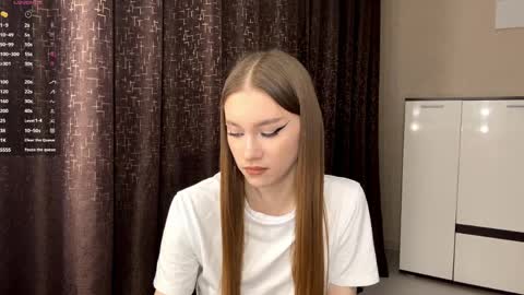 Trisha wanna play  Meow online show from 03/30/26, 06:20