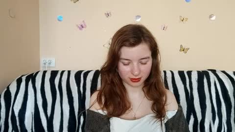 Snapshot of daniellevaulet chatting on 04/29/26, 01:15 Mia online show from 04/29/26, 01:15
