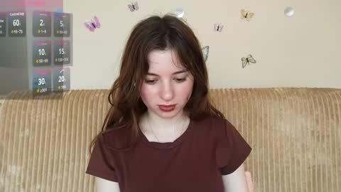 Snapshot of daniellevaulet chatting on 05/13/26, 01:08 Mia online show from 05/13/26, 01:08