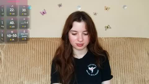 Snapshot of daniellevaulet chatting on 05/14/26, 01:18 Mia online show from 05/14/26, 01:18