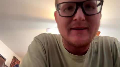 Snapshot of danielp_mod_cb chatting on 12/30/24, 07:53 Daniel    y. online show from 12/30/24, 07:53