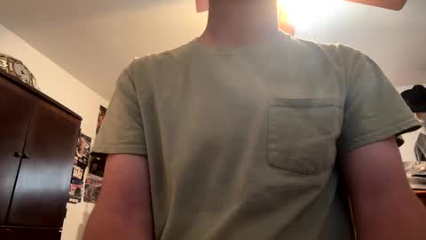 Snapshot of danielp_mod_cb chatting on 01/02/25, 08:35 Daniel    y. online show from 01/02/25, 08:35