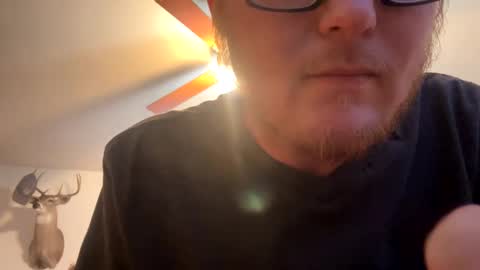 Snapshot of danielp_mod_cb chatting on 03/12/25, 10:50 Daniel    y. online show from 03/12/25, 10:50