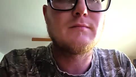 Snapshot of danielp_mod_cb chatting on 09/08/25, 08:52 Daniel    y. online show from 09/08/25, 08:52