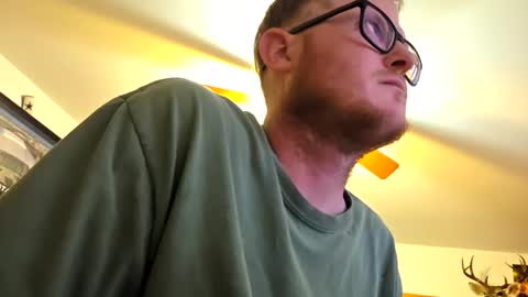 Snapshot of danielp_mod_cb chatting on 09/17/25, 02:24 Daniel    y. online show from 09/17/25, 02:24