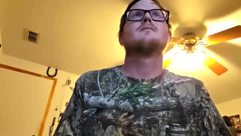 Daniel    y. online show from 01/07/26, 01:41